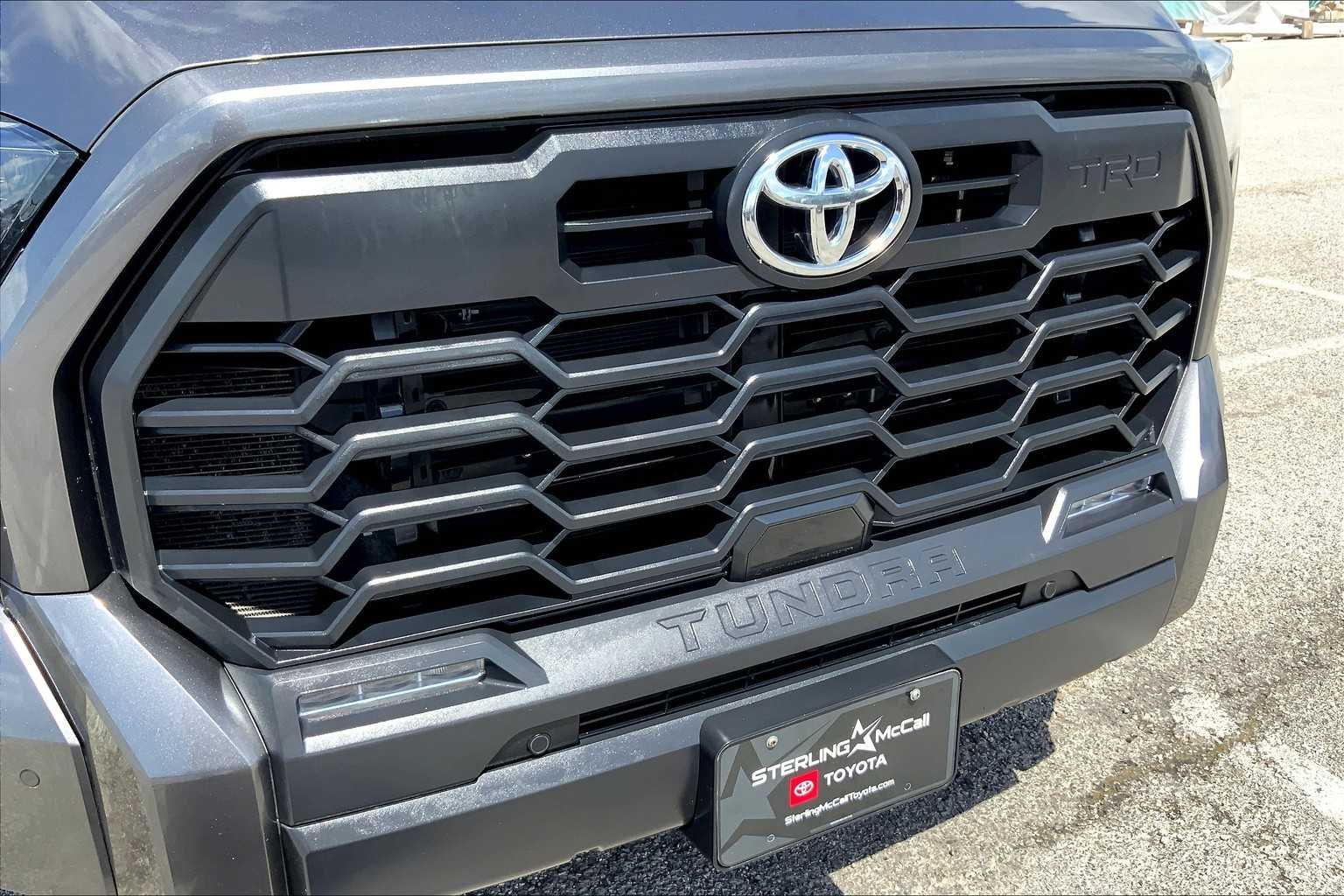 Used 2022 Magnetic Gray Metallic Toyota SR5 image 29