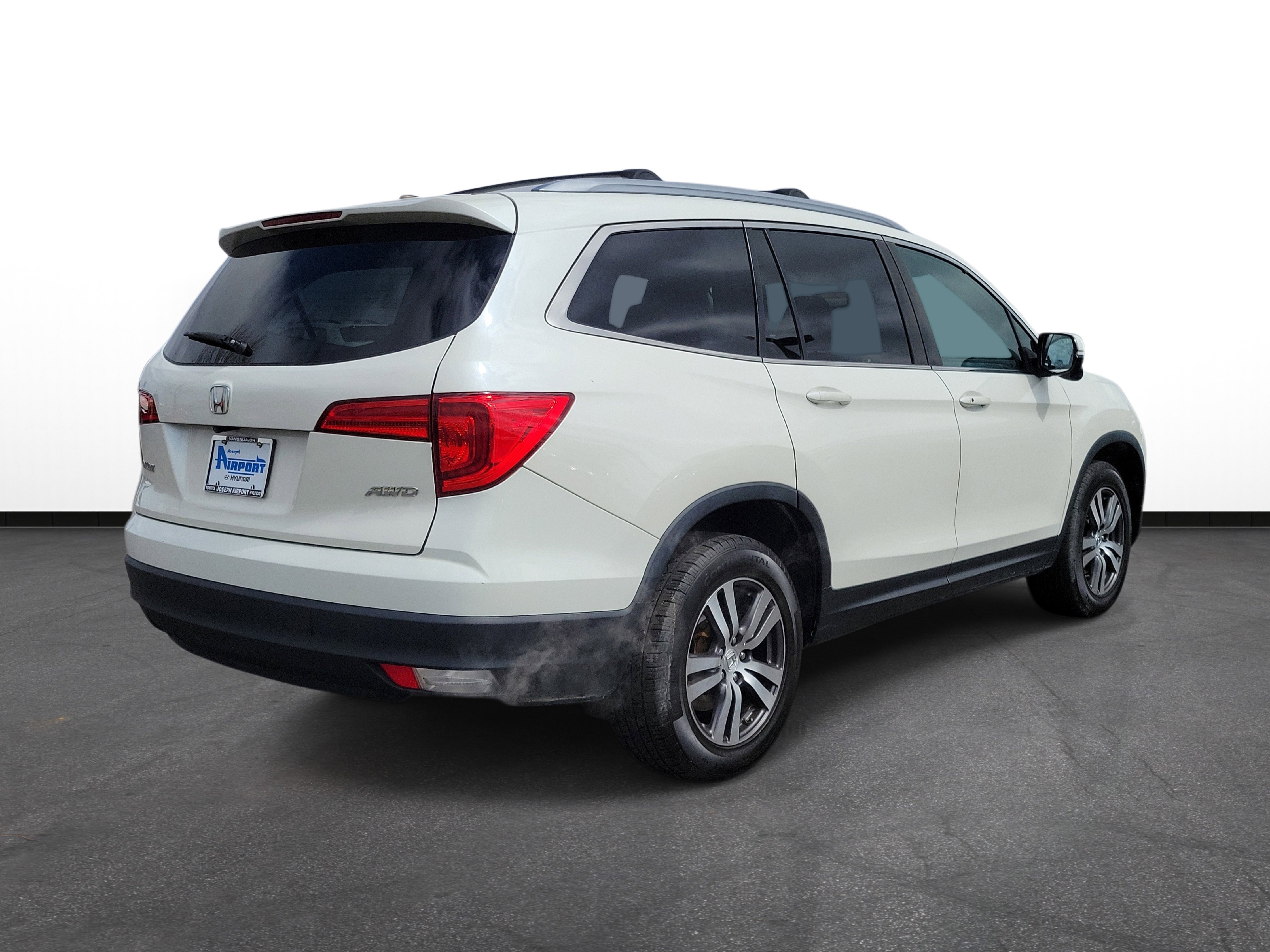 Used 2017 White Diamond Pearl Honda EX-L image 4