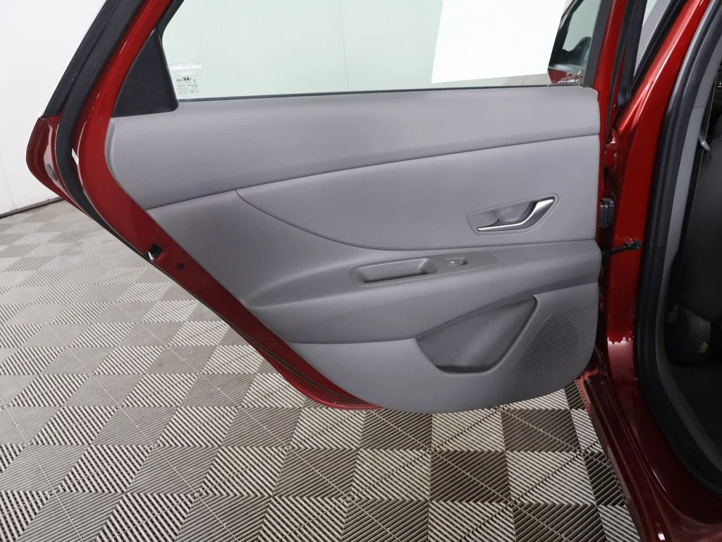 Used 2023 Red Hyundai SEL image 23