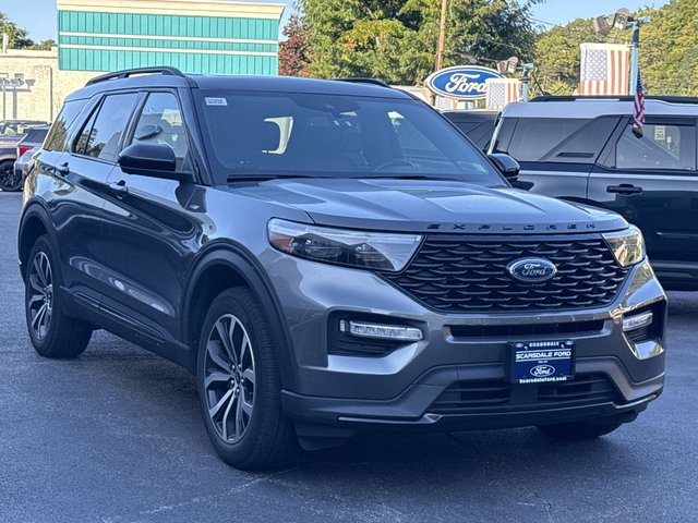 2023 Ford Explorer ST-Line