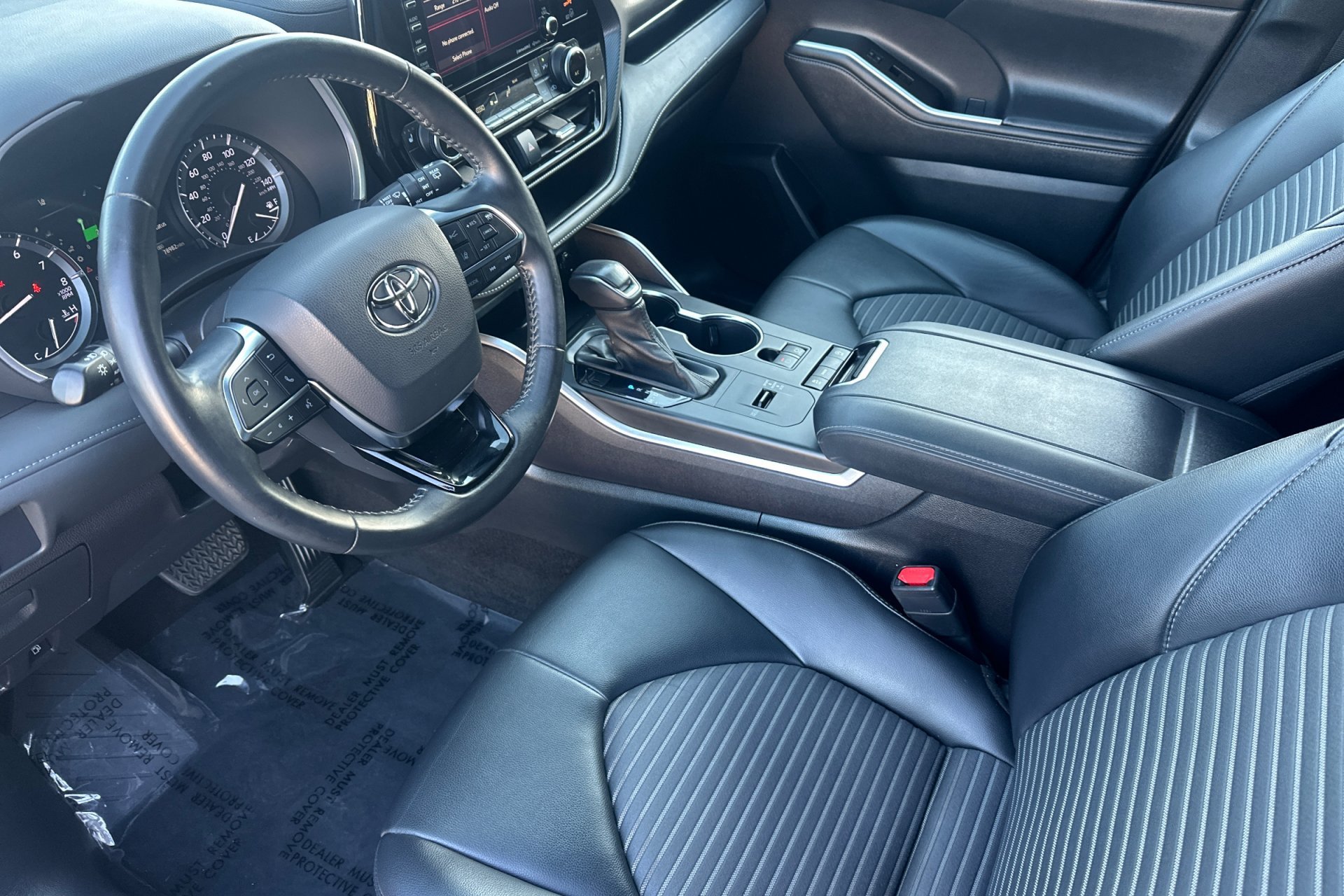 Used 2021 Blueprint Toyota XSE image 13