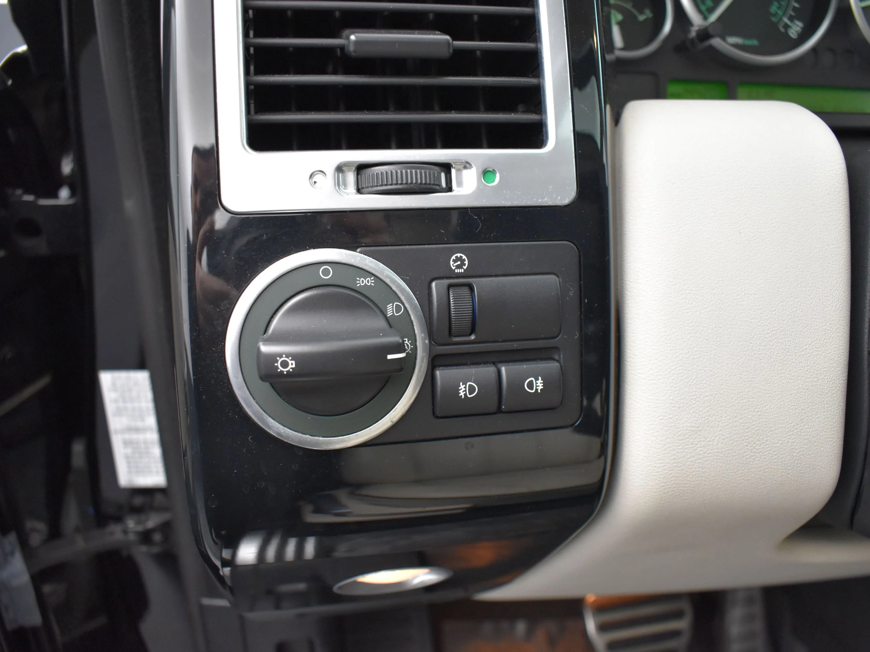 Used 2006 Java Black Land Rover SC image 15