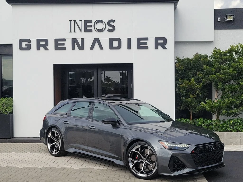 Used 2024 Daytona Gray Pearl Effect Audi 4.0T image 1