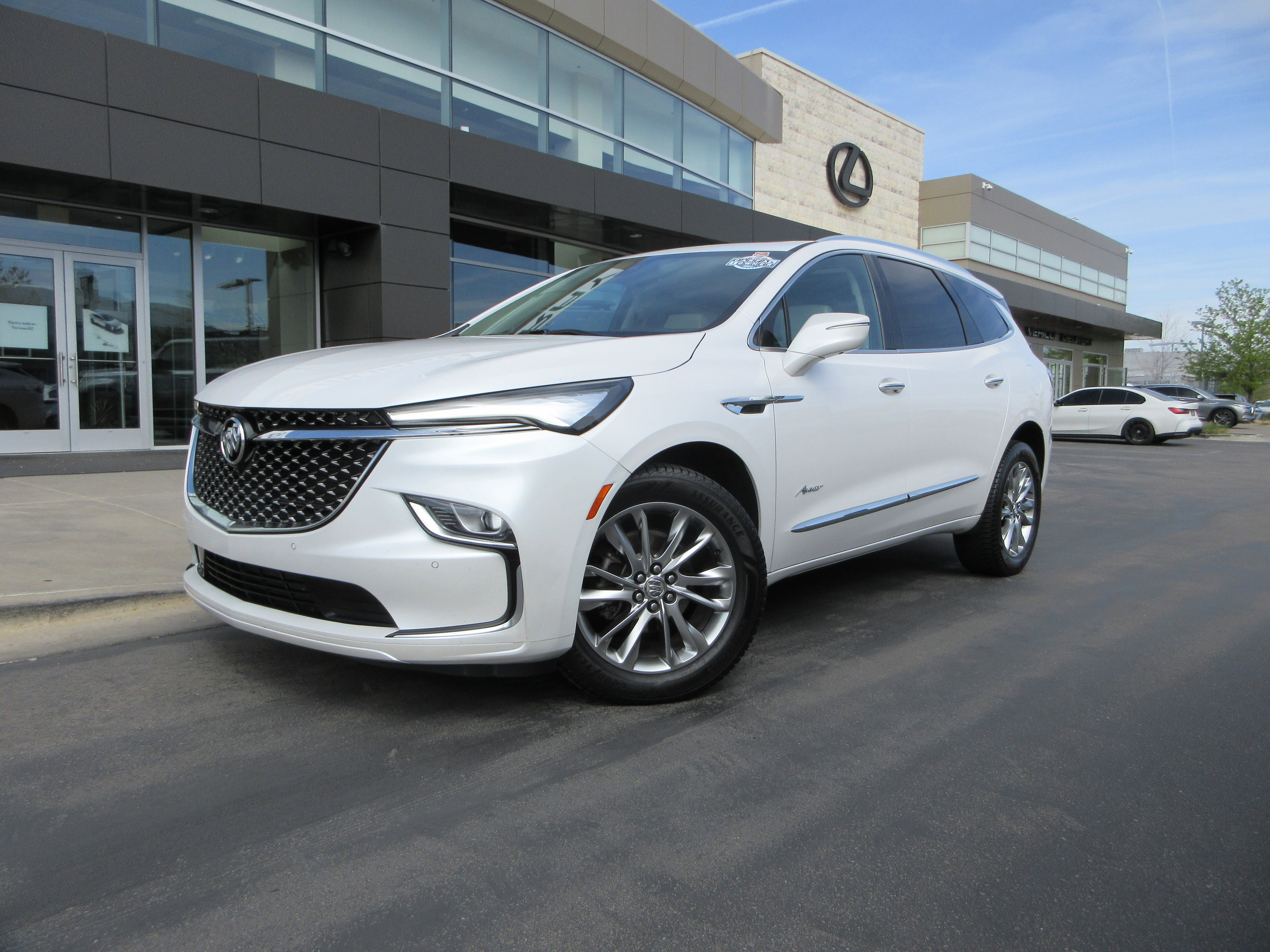 2023 Buick Enclave Avenir AWD's photo