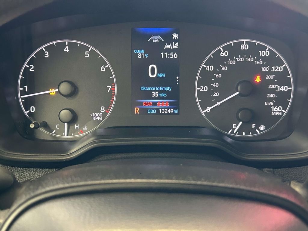 Certified Used 2025  Toyota LE image 28