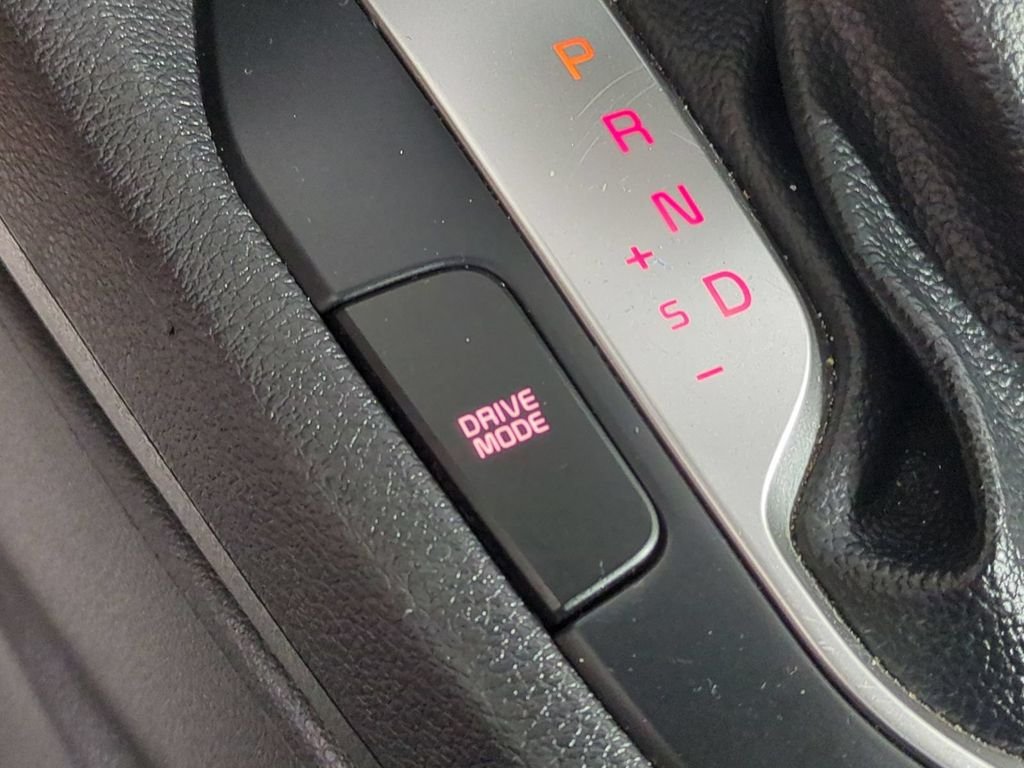 2024 Kia Forte LXS - Photo 25