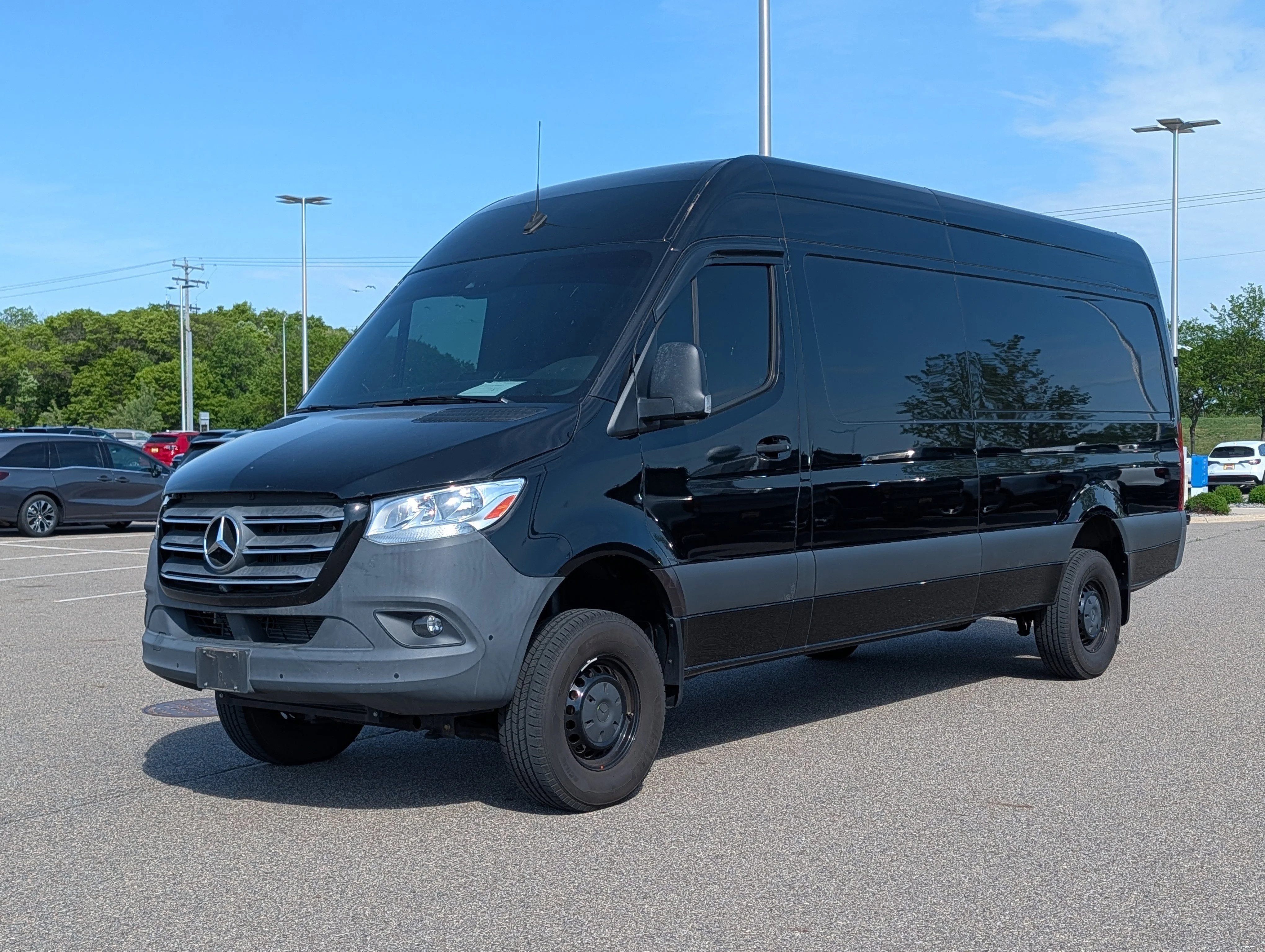 Used 2022 Mercedes-Benz Sprinter Cargo Van Base with VIN W1W4ECVY8NT105642 for sale in Waite Park, Minnesota