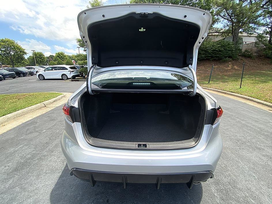 Used 2025 Classic Silver Metallic Toyota SE image 20