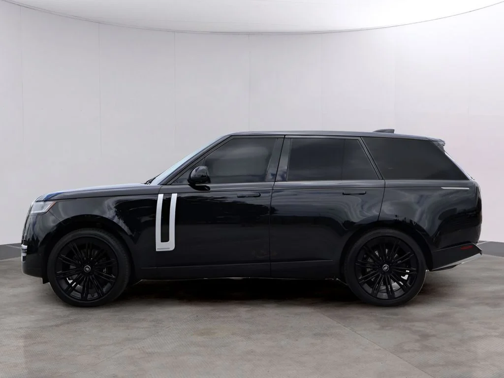 Certified Used 2025 Santorini Black Metallic Land Rover Autobiography image 4