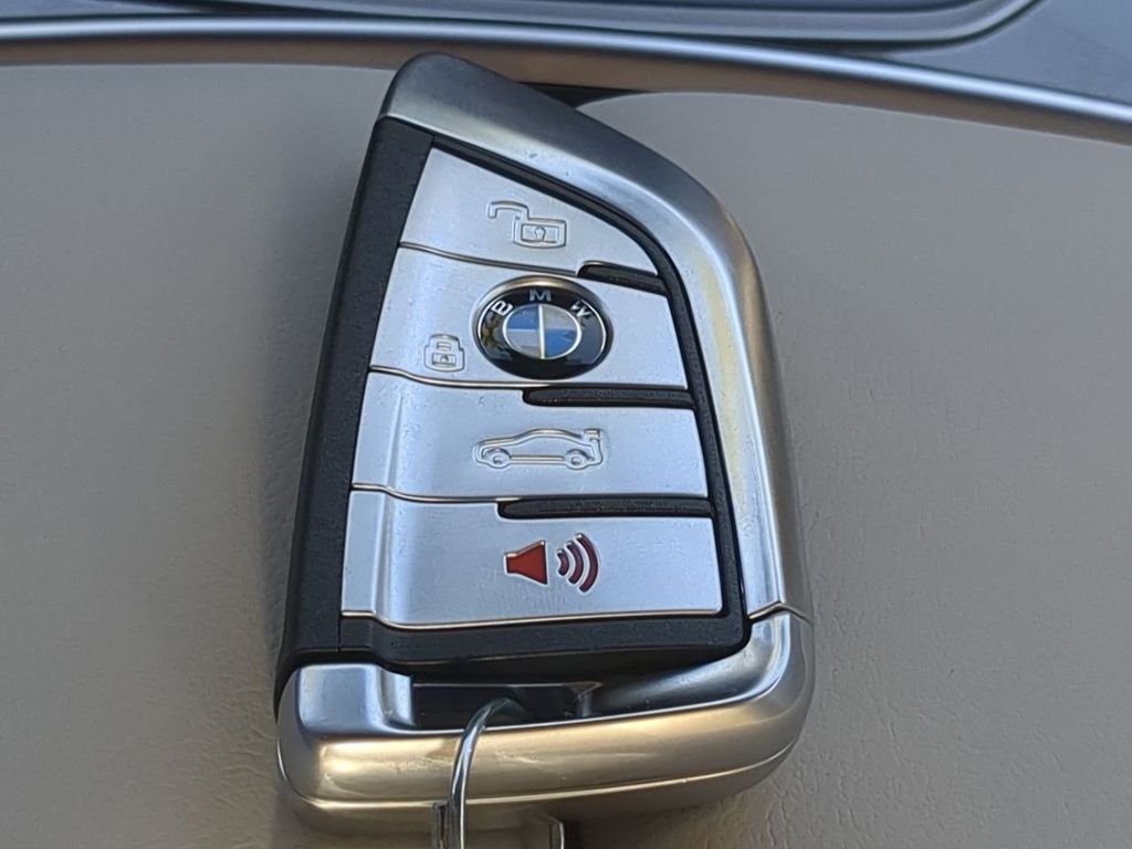 New 2026 White Metallic BMW 840 image 29
