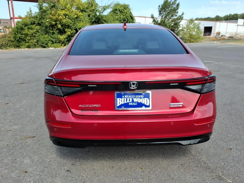 Used 2023 Radiant Red Metallic Honda Touring image 4