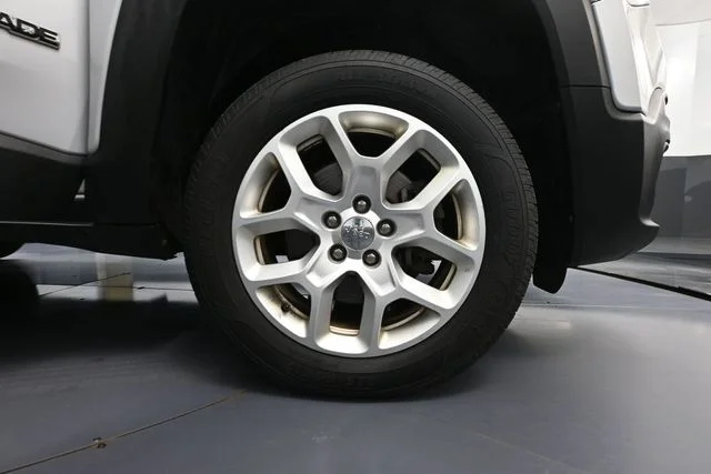 2017 Jeep Renegade Latitude - Photo 15