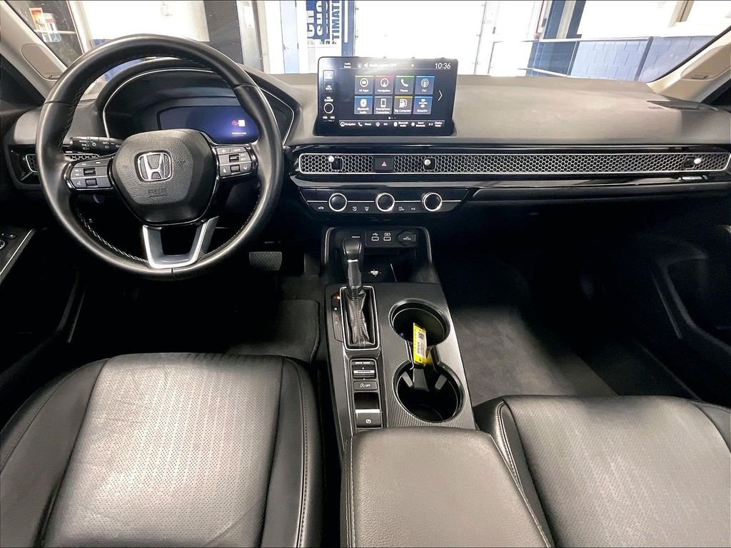 Used 2023 Platinum White Honda Touring image 21