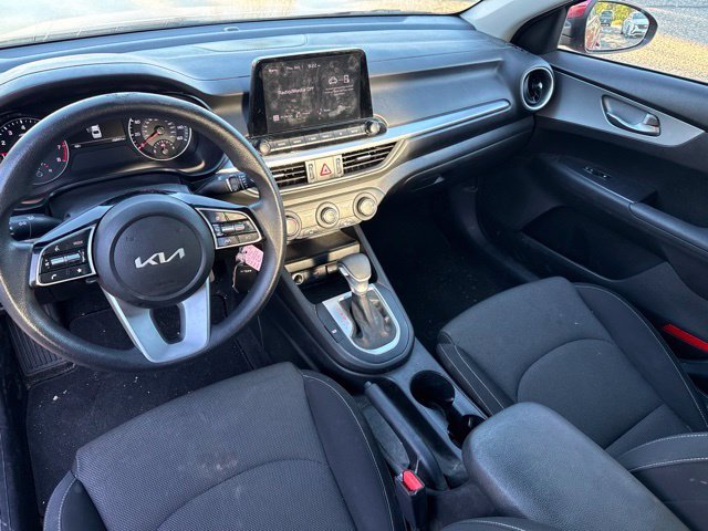 Used 2023 Red Kia LXS image 20