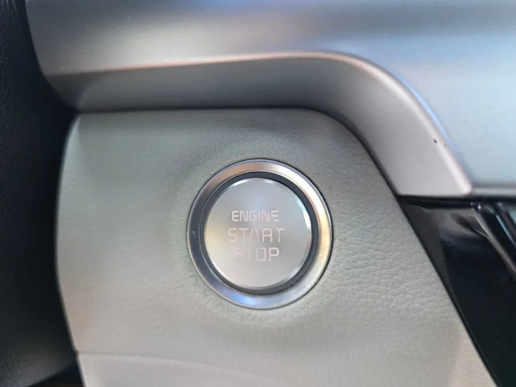 Used 2020 Green Kia S image 21