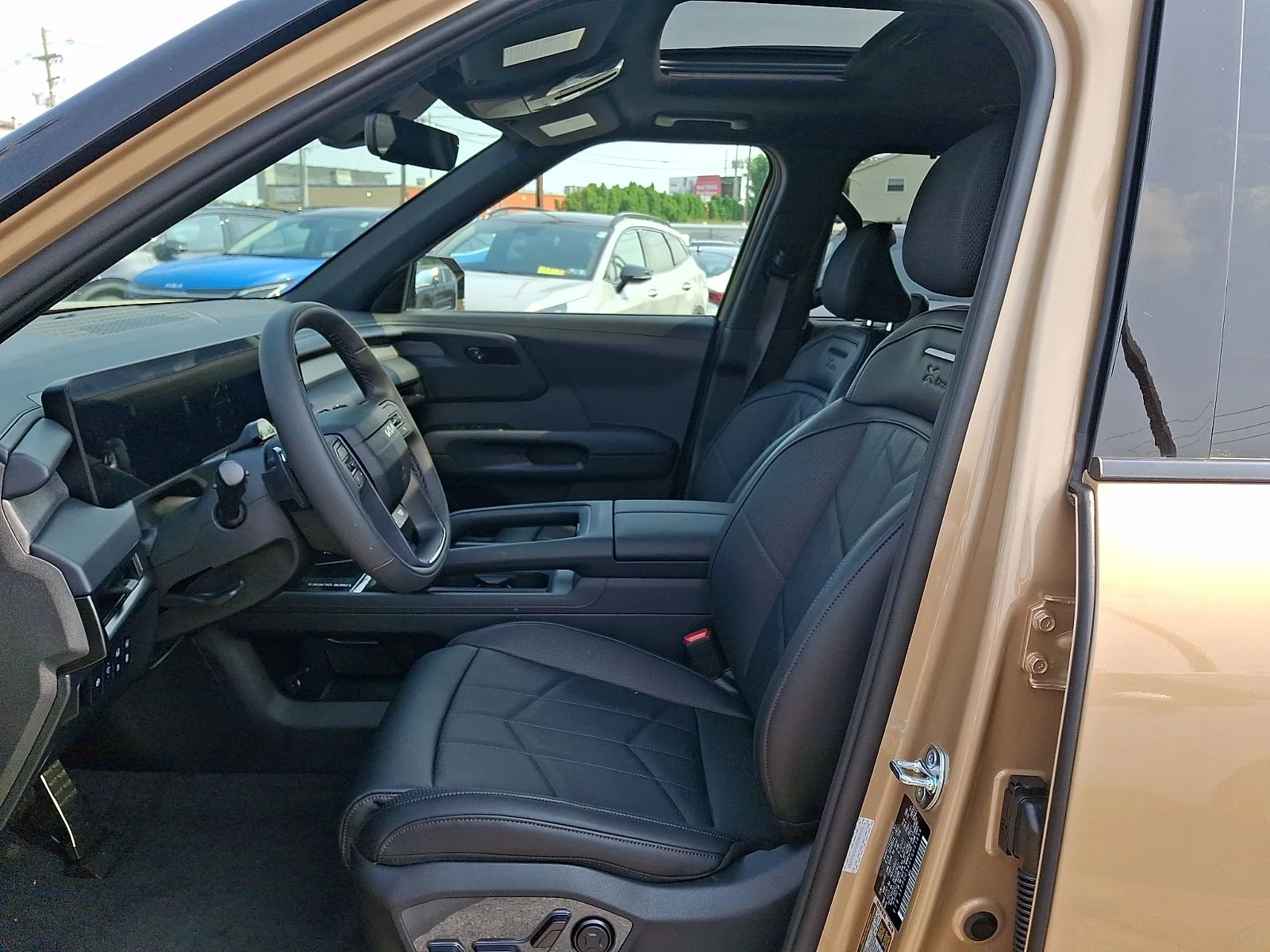 New 2027 Brown Kia X-Line SX image 11