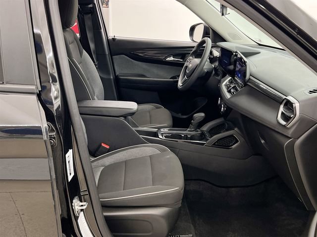 2025 Chevrolet Trailblazer LT - Photo 15
