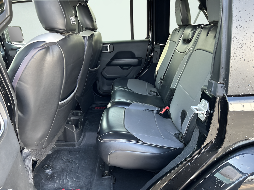 Used 2018 Black Jeep Unlimited Sahara image 25