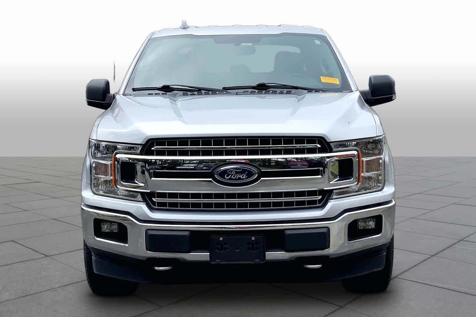 Used 2018 Ingot Silver Ford XLT image 4
