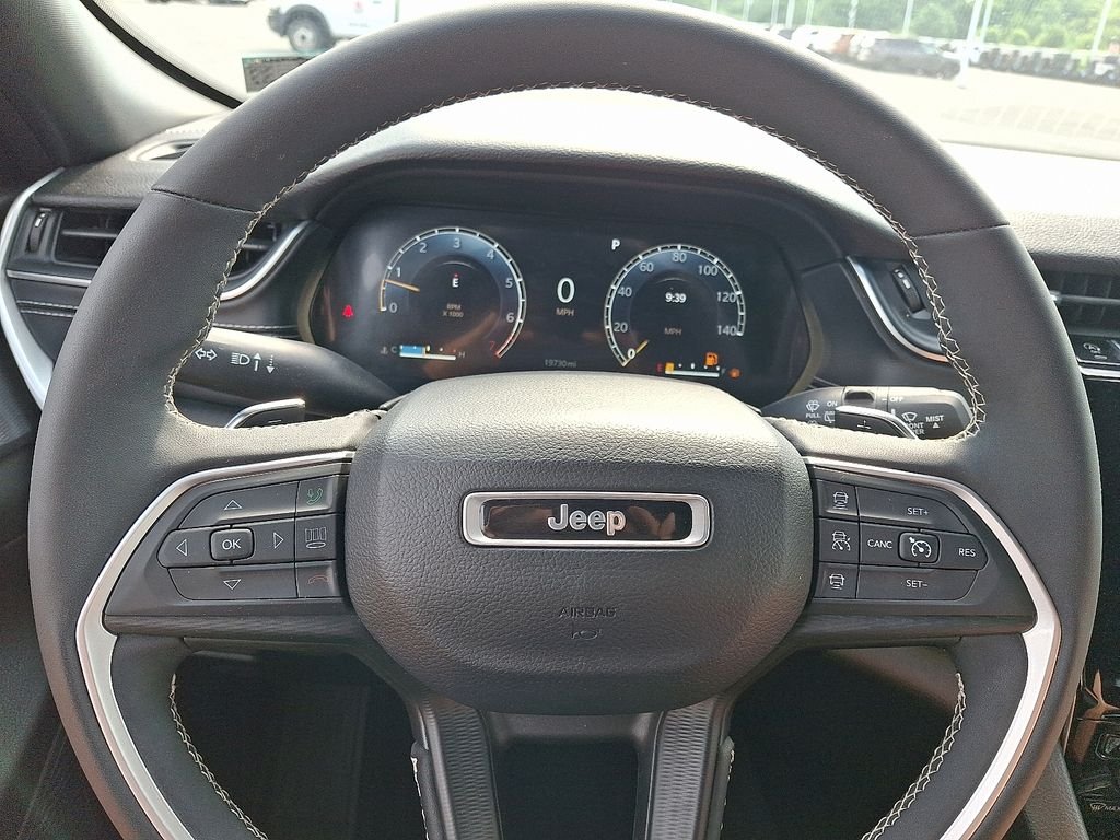 Used 2023 White Jeep Altitude X image 20