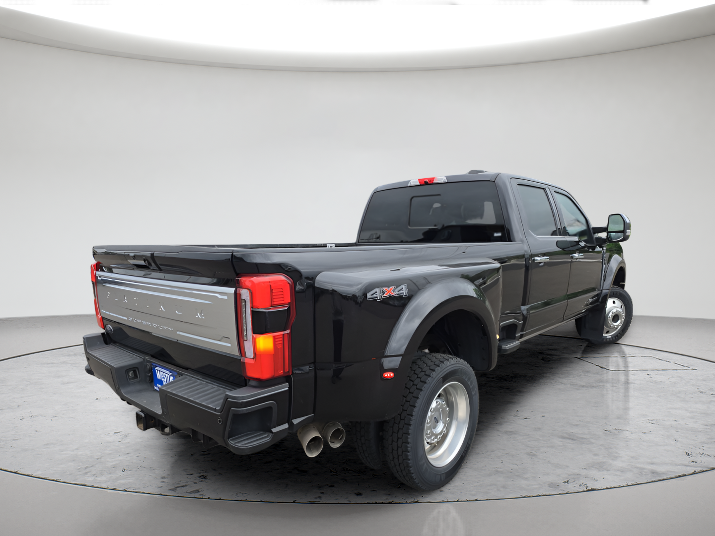 Used 2023 Agate Black Metallic Ford Platinum image 6