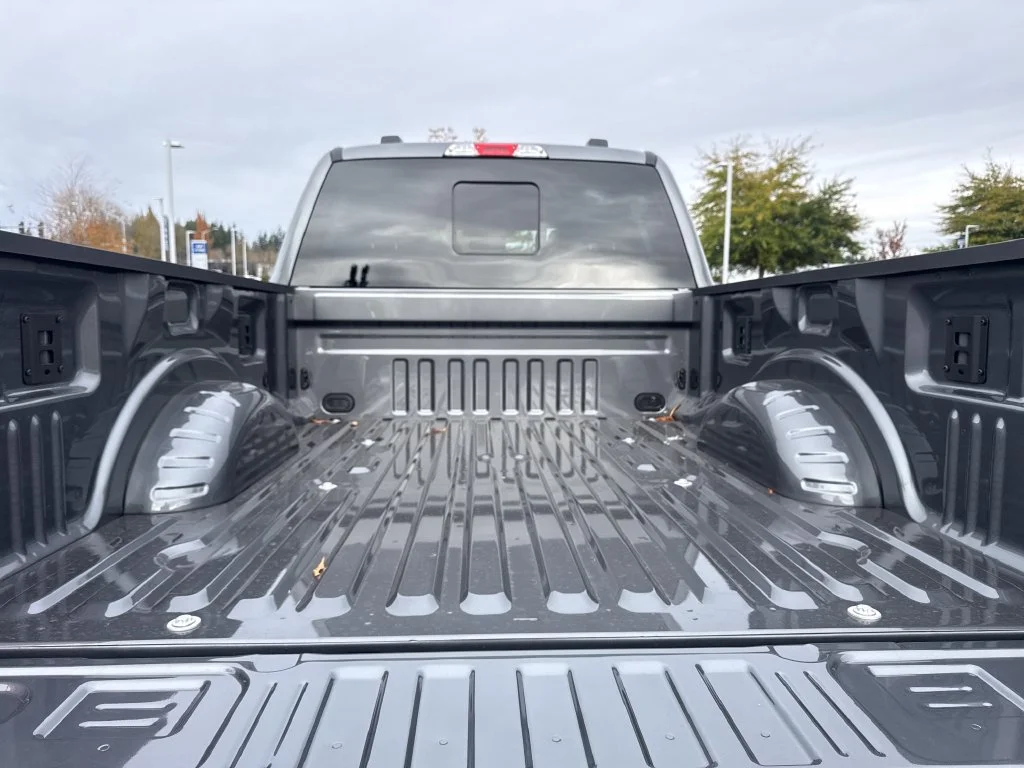 New 2027 Gray Ford XLT image 29