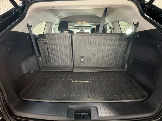 Used 2021 Black Toyota XLE image 15
