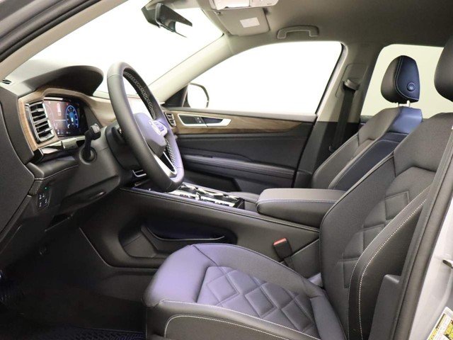 2026 Volkswagen Atlas SE w/Tech - Photo 14