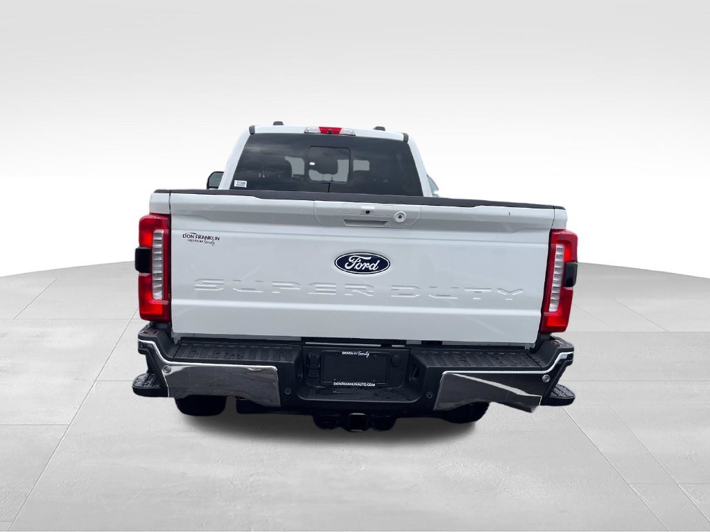 New 2027 Star White Metallic Tri-Coat Ford F-250® Lariat® image 4