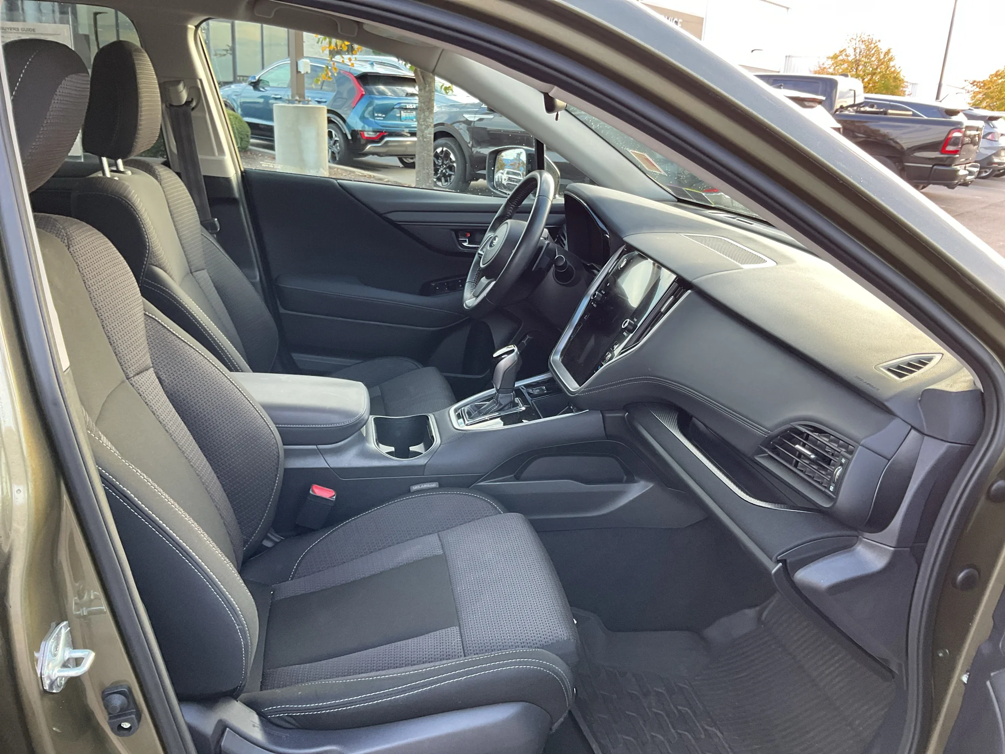Used 2023 Autumn Green Metallic Subaru Premium image 11