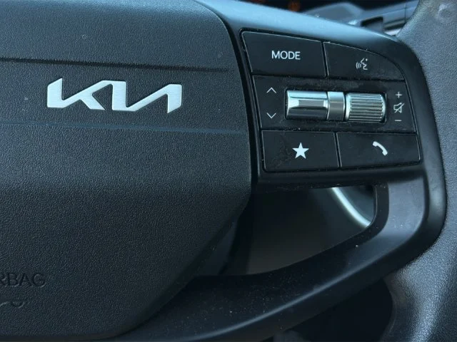 Used 2025 Gray Kia LXS image 13