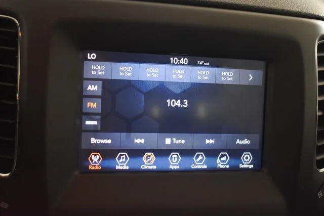Used 2018 Red Jeep Latitude image 31