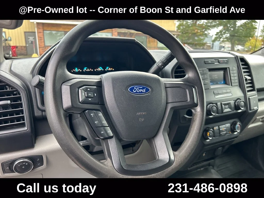 Used 2019 Red Ford XL image 13