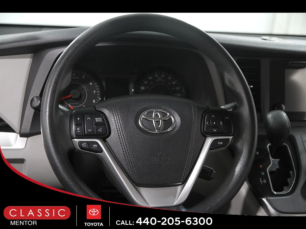 Used 2017 Silver Sky Metallic Toyota LE 8-Passenger image 7
