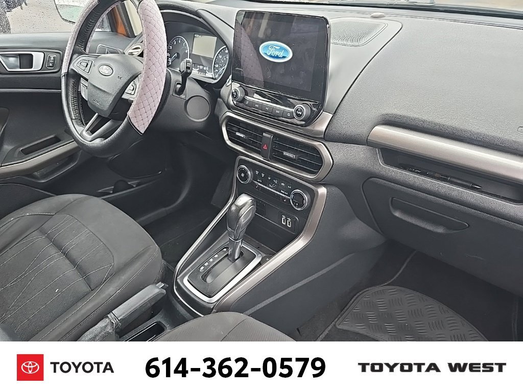 Used 2019  Ford SE image 12