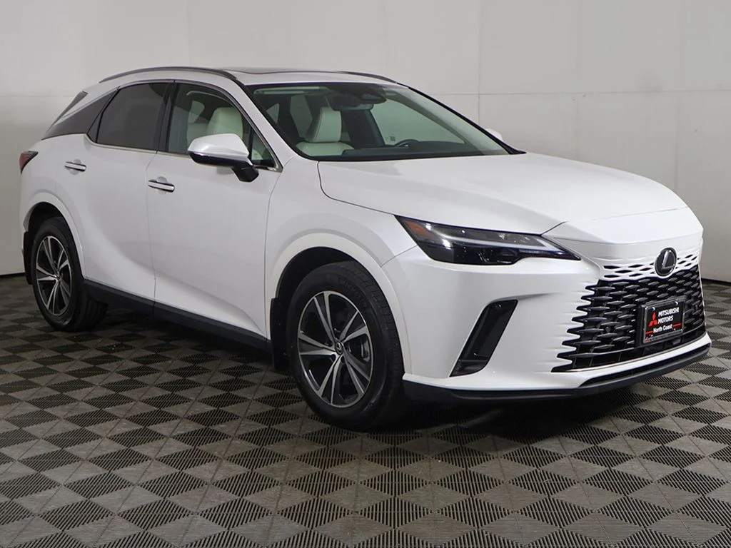 Used 2023 White Lexus 350h Premium image 2