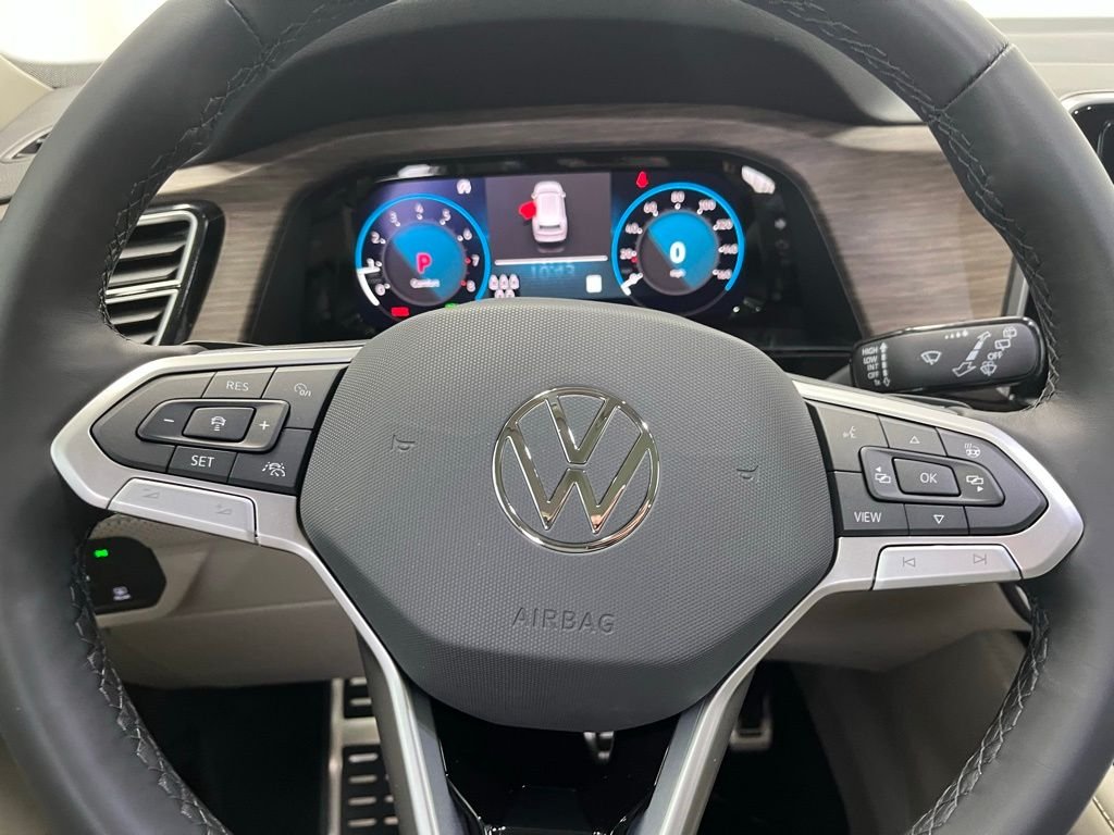 New 2026 White/off-white Volkswagen 2.0T SEL Premium R-Line image 19