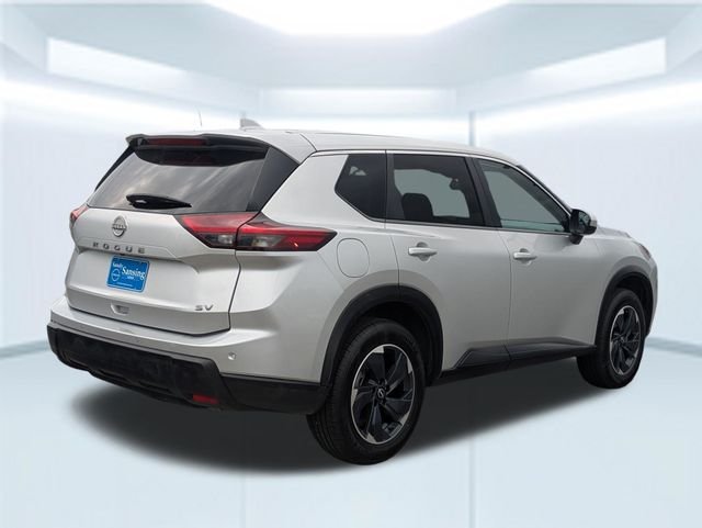 Used 2024 Silver Nissan SV image 6
