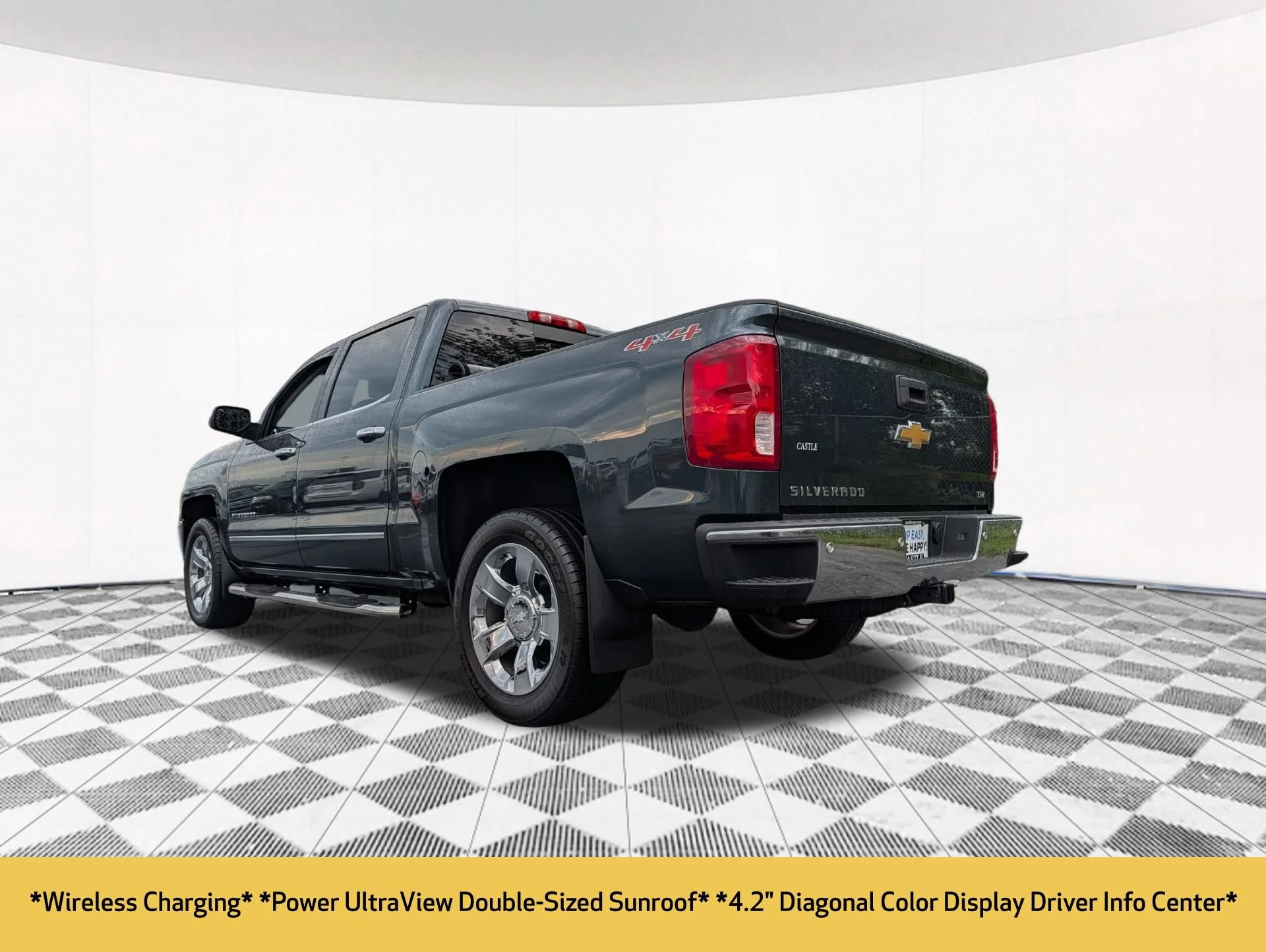 Used 2017 GRAPHITE METALLIC Chevrolet LTZ image 16