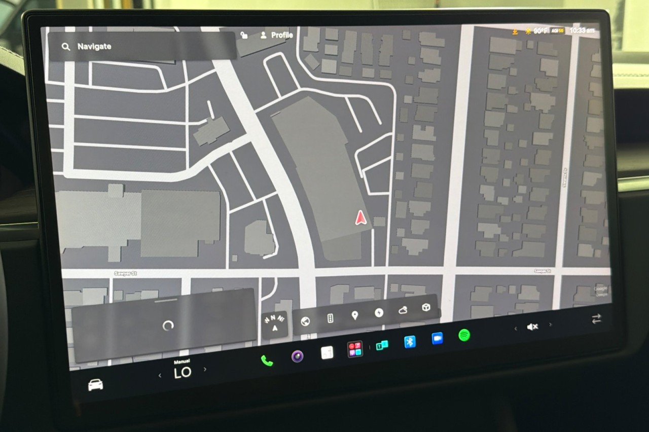Used 2024 RED Tesla  image 18