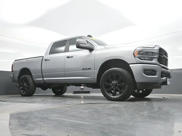 Used 2023 Silver Ram Laramie image 23
