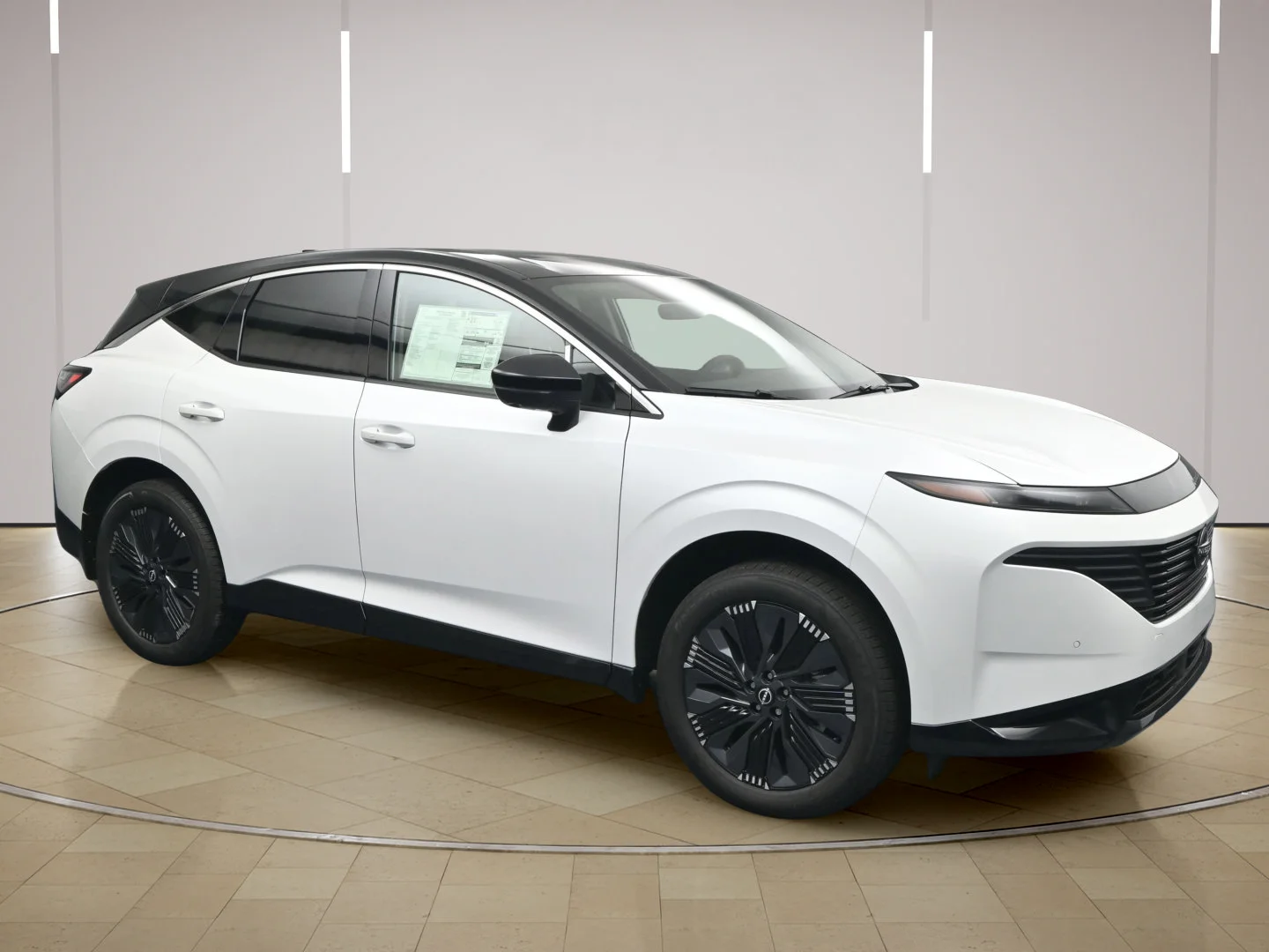 New 2026 Everest White Pearl TriCoat / Super Black Two-tone Nissan Platinum image 1