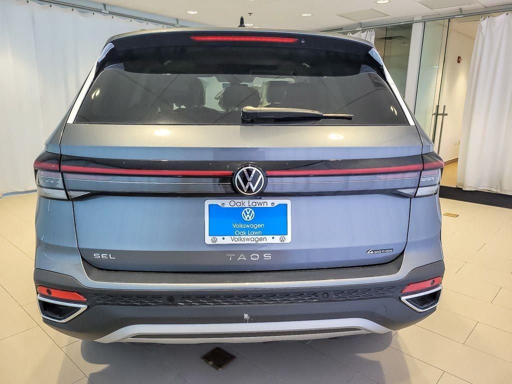 New 2026 Platinum Gray Metallic Volkswagen 1.5T SEL image 5
