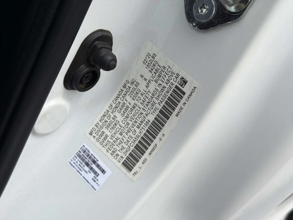 Used 2020 Platinum White Pearl Honda Si image 27