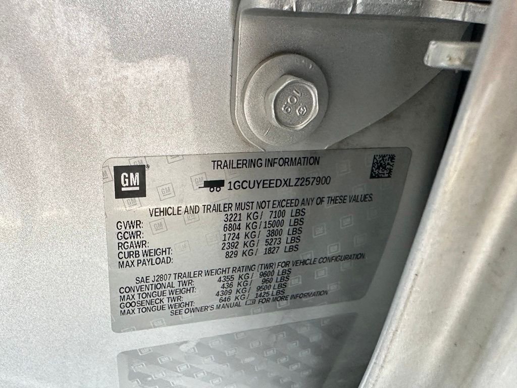 Used 2020 Silver Chevrolet RST image 40