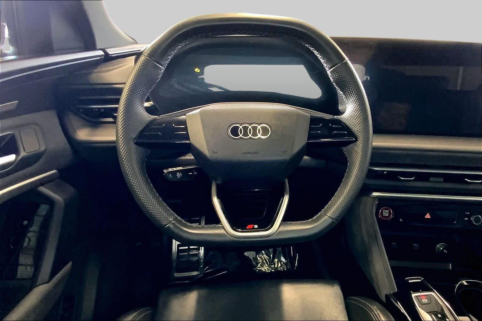 Used 2025 Daytona Gray Pearl Effect Audi Premium Plus image 6