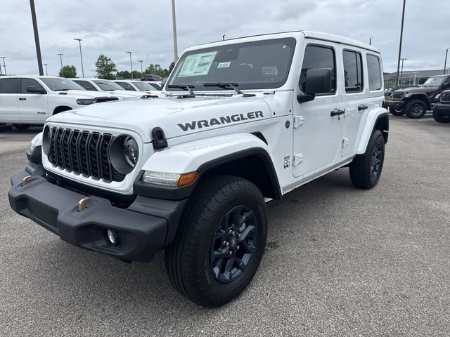 New 2026 White/off-white Jeep 85th Anniversary Edition image 3