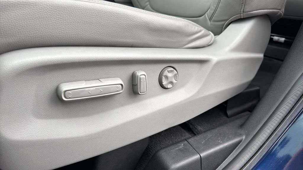 2024 Honda Odyssey EX-L - Photo 16