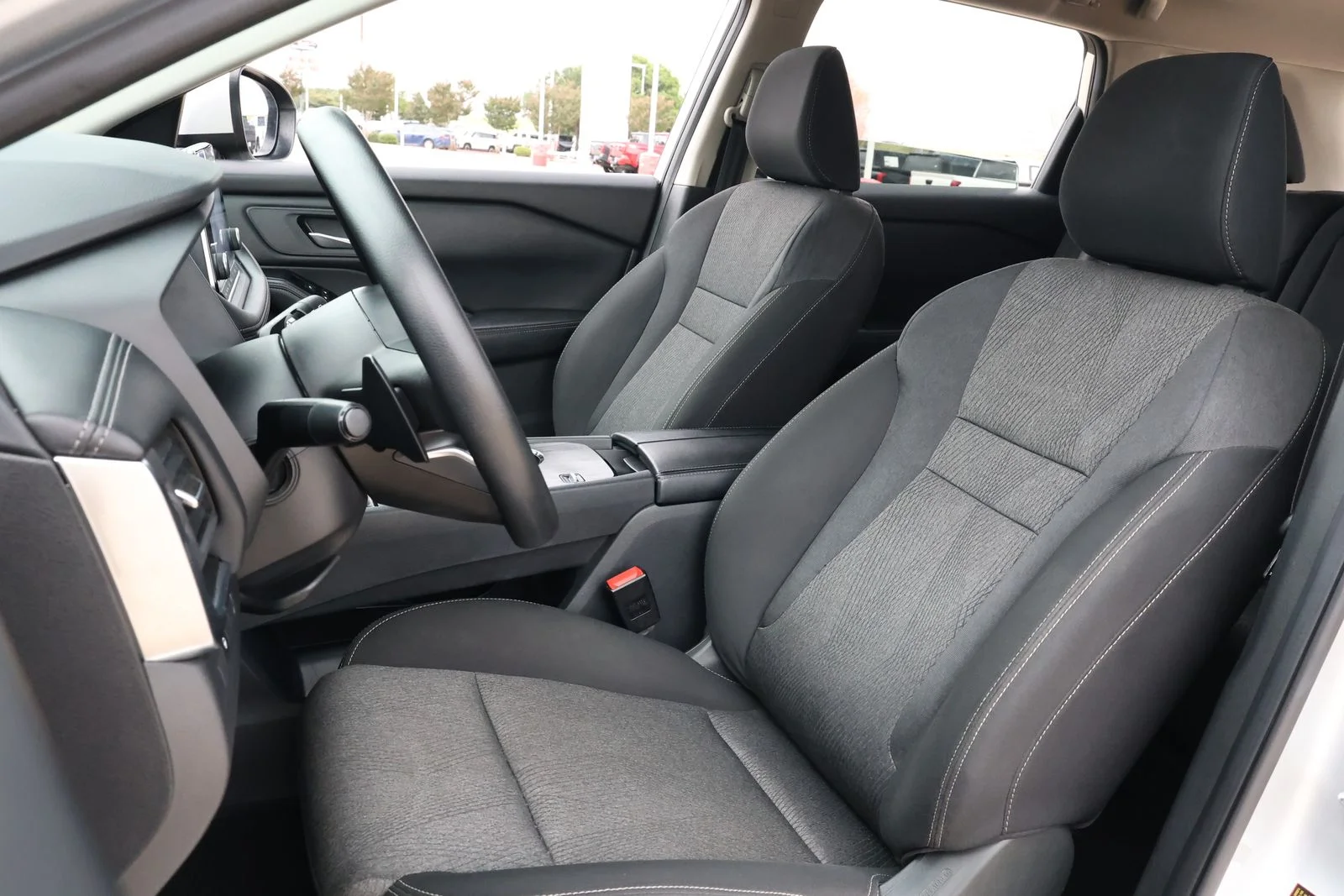 Used 2024 Silver Nissan SV image 27