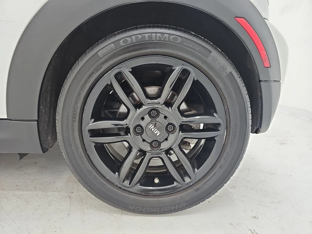 Used 2014 Silver MINI Base image 35